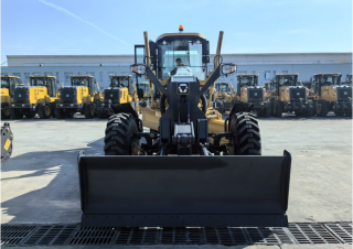 Graders XCMG GR2205AT