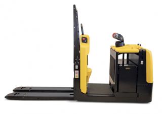 Order Pickers & Cherry Picker Forklifts Hyster LO80