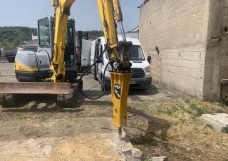 Attachments Hydraulic Breakers OSA Demolition Equipment HB 180