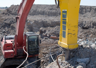 Attachments Hydraulic Breakers Epiroc HB 3600