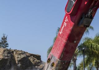 Attachments Hydraulic Breakers LaBounty LMB 3025 