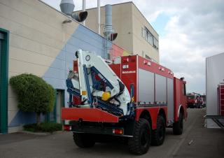 Hydraulic loading cranes Cormach 12000 E4