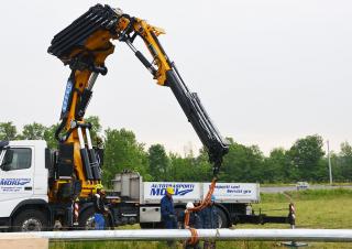 Hydraulic loading cranes Effer 1355 9S