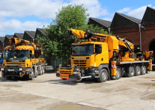 Hydraulic loading cranes Effer 2755 3S