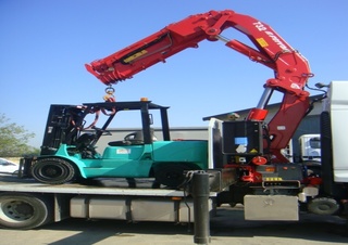 Hydraulic loading cranes Ferrari® 732 A5 