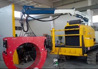 Hydraulic loading cranes Cormach 8700 E4