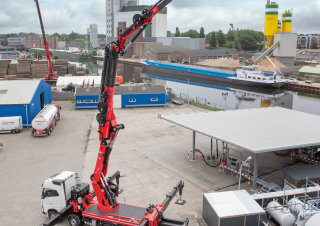 Hydraulic loading cranes Effer iQ.2655 HP E-7