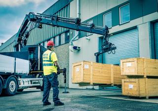 Hydraulic loading cranes Hiab X-HiDuo 228 BS-4