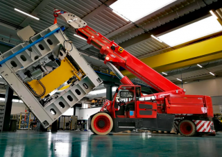 Industrial mobile cranes JMG MC 580  