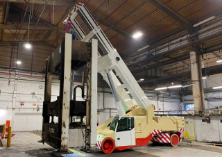 Industrial mobile cranes JMG MC 700MT 