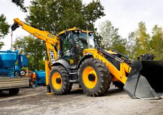 Iş makineleri JCB 4 CX SM