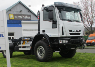 Kamyonlar Katı şasiler Iveco EUROCARGO URBAN ML150E28