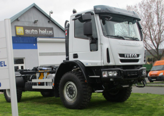 Kamyonlar Katı şasiler Iveco EUROCARGO URBAN ML150E28K