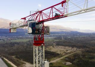 Kule vinçleri - tramvay bomu - üstten dönüş Terex Comedil (Zeppelin) CTT 172-8