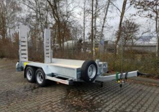 Römorklar Lowbed römorklar Möslein TT 6-E4x2