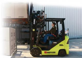 Lpg ön forkliftler Clark S25D