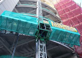 Mast Climbing Work Platforms Elevadores Alher PM 200