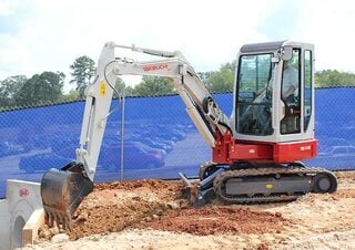 Mini ekskavatörler Takeuchi TB 138 FR