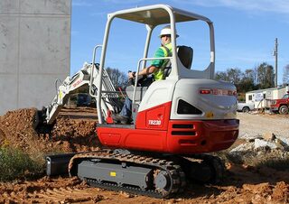 Mini ekskavatörler Takeuchi TB 230
