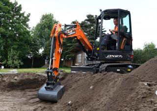 Mini Excavators Doosan DX27Z-7