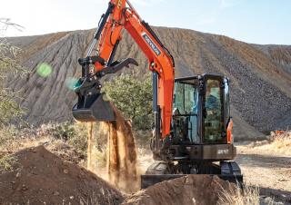 Mini Excavators Develon DX42-7