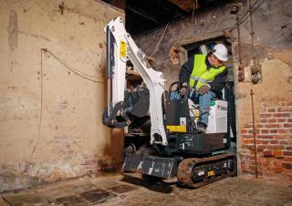 Mini Excavators Bobcat E08