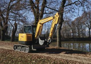 Crawler Excavators New Holland E60C