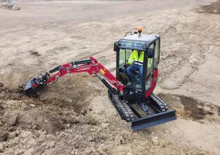Mini Excavators Yanmar SV22 