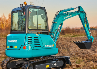 Mini Excavators Sunward SWE25F