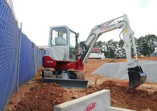 Mini Excavators Takeuchi TB 138 FR