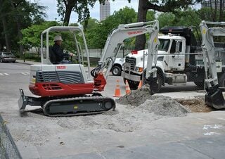 Mini Excavators Takeuchi TB 235