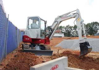 Mini Excavators Takeuchi TB 138 FR