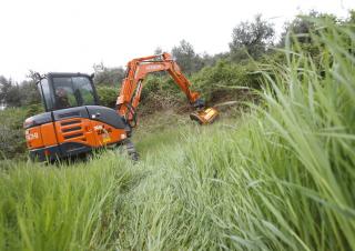 Hitachi ZX 60 USB-3 excavator specs & dimensions (2008