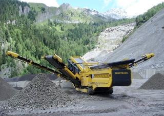 Mobile Screening Plants Keestrack Explorer 1800-3 Deck