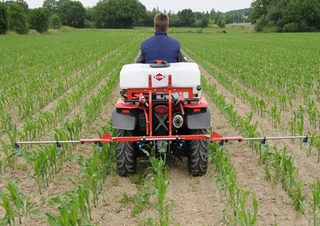 Mounted Field Sprayers Kuhn Evolis Q80