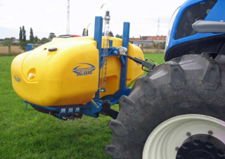 Mounted Field Sprayers Delvano FRONTTANK