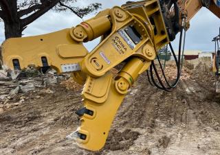 Attachments Multi-processors OSA Demolition Equipment MC 15 F