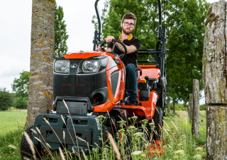 Vehicles Municipal Tractors Front Hitch Kubota G 23 LD-3