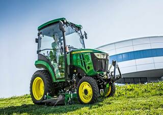 Vehicles Municipal Tractors Front Hitch John Deere 2038 R