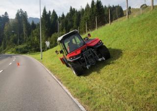Vehicles Municipal Tractors Front Hitch Aebi TT 281+