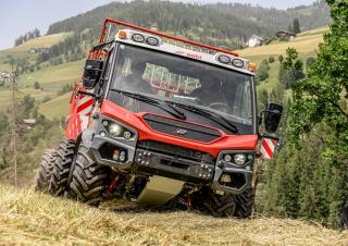 Vehicles Municipal Tractors Front Hitch Aebi VT 470 Vario