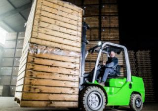 Ön forkliftler dizel Cesab M325H-DV
