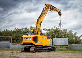 Paletli ekskavatörler JCB 150X LC
