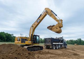 Paletli ekskavatörler Caterpillar 330