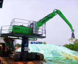 Paletli ekskavatörler Sennebogen 825 R