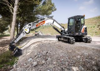 Paletli ekskavatörler Bobcat E88