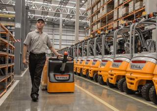 Pallet Jacks Still EGU 20C