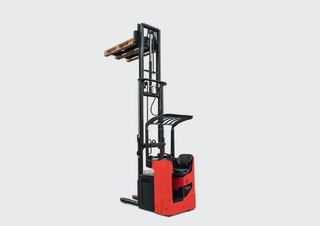 Pallet Stackers Pallet Stackers Sit Down Rider Linde L14R 