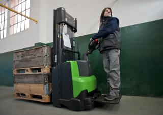 Pallet Stackers Walkie Stackers Cesab S 214 S