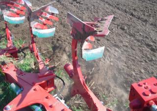 Ploughs Brix Meteor LH 110